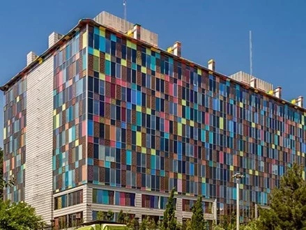 ساختمان شیشه کاوه